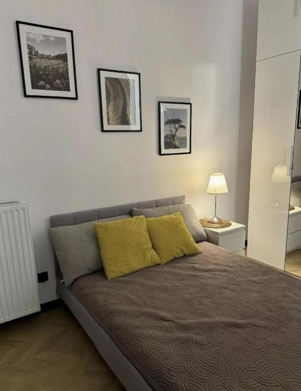 Апартаменты Rentpoland Wiktoryn Studio Варшава Экстерьер фото