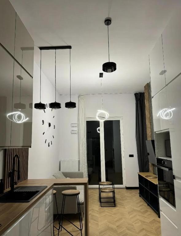 Апартаменты Rentpoland Wiktoryn Studio Варшава Экстерьер фото